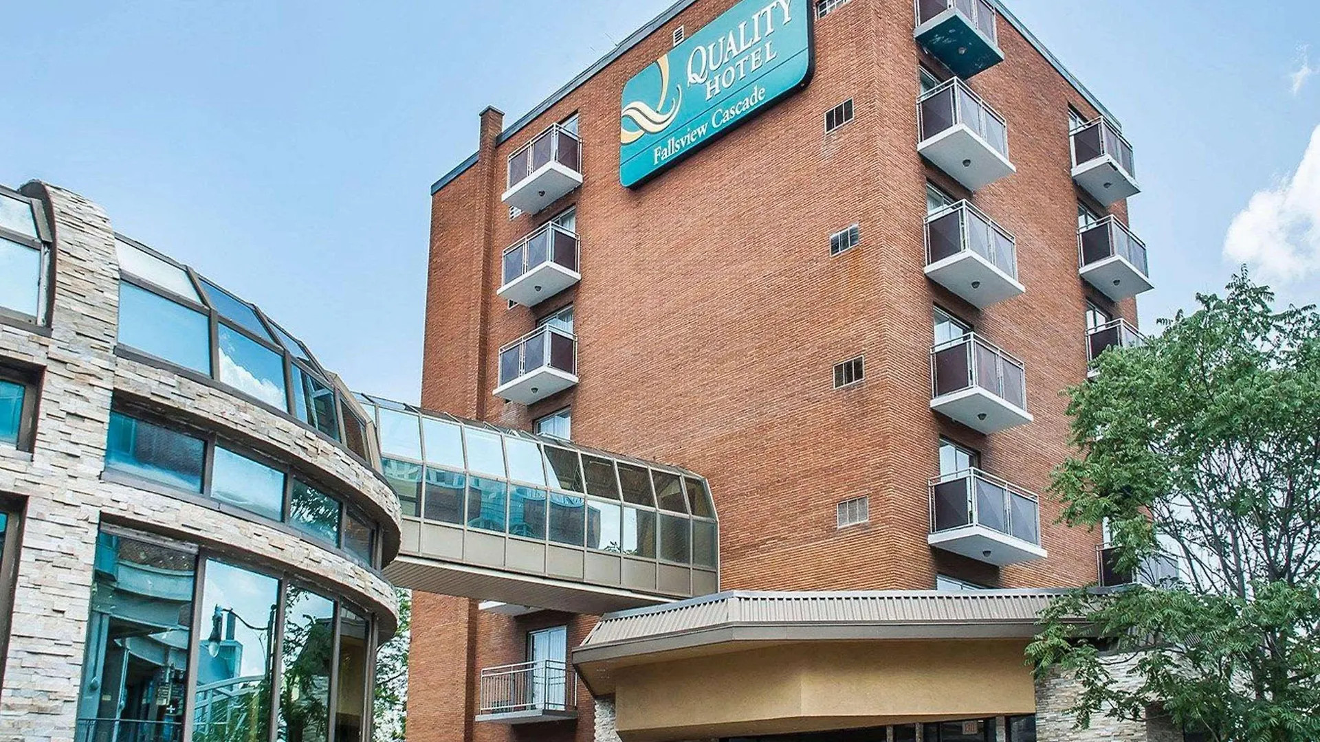 Quality Hotel Fallsview Cascade Niagara Falls
