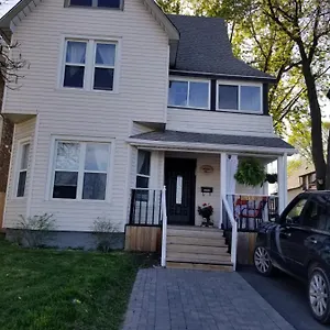Bed & Breakfast Adam, Niagarawatervallen