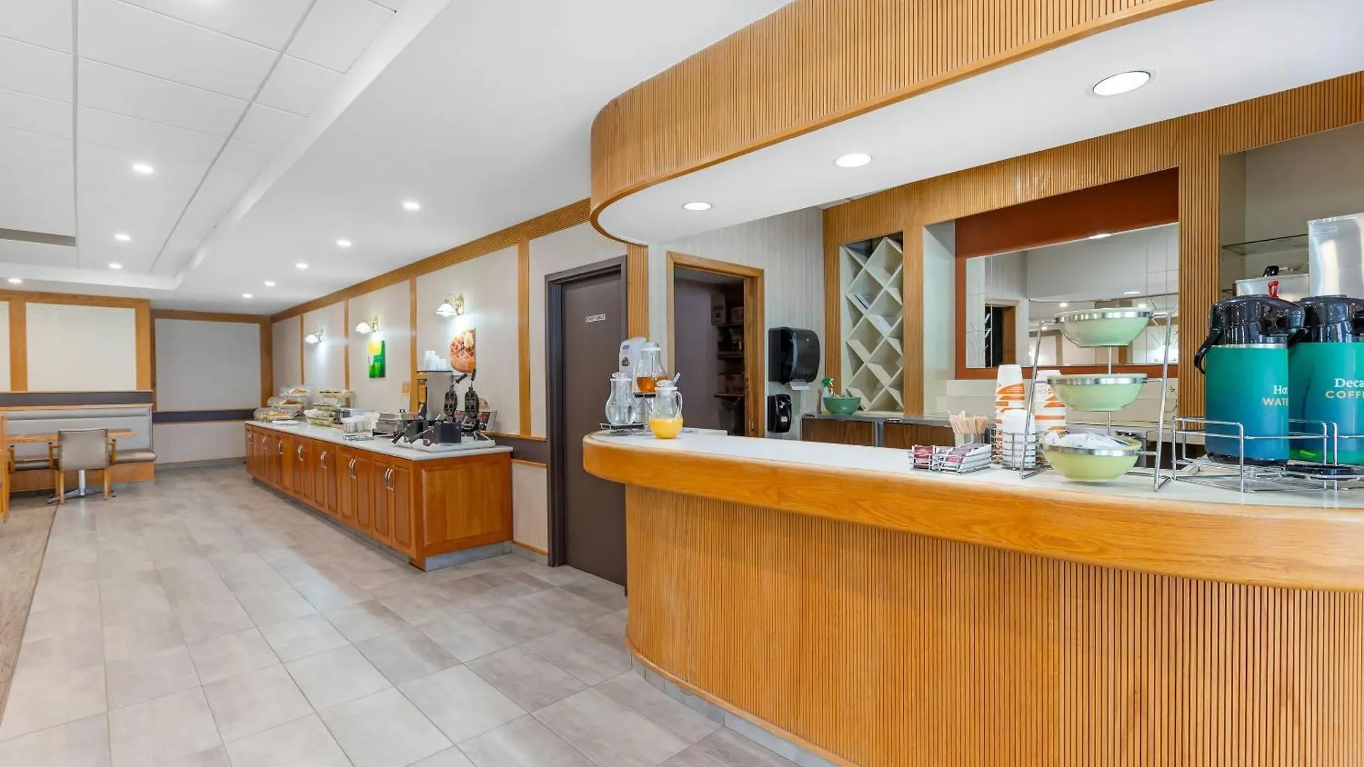 ***  Quality Hotel Fallsview Cascade Niagarawatervallen Canada