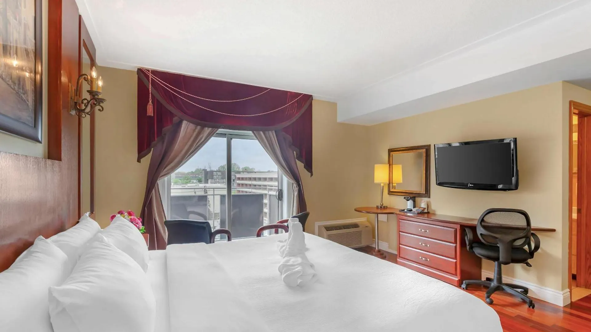 Quality Hotel Fallsview Cascade Niagarawatervallen Canada