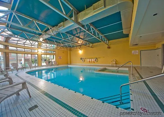 Quality Hotel Fallsview Cascade Niagara Falls
